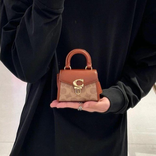 Coach Sammi Top Handle In Signature 12 Bag With OG Box & Dust Bag Canvas - Image 3