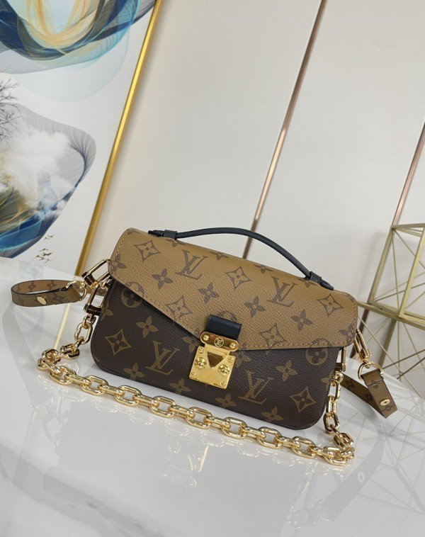 Louis Vuittion Metis Pochette SlingBag With Box - Image 2