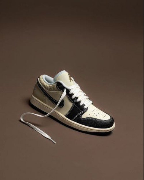 Nik_e SB Dunk low se coconut - Image 4