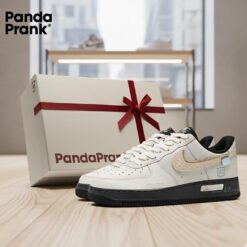 Alternative view of nik-e-airforce-1-panda-prank-x-merry-christmas