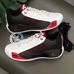 Alternative view of Jordan Luka 77 Bloodline Basketball Shoes