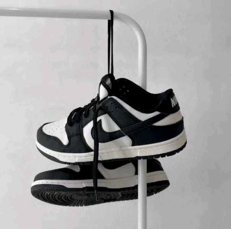 Nik e SB Dunk Low Panda Black White (116 - Image 2