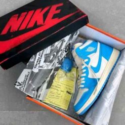 Air Jordan BrandJordan 1 Retro High OG UNC Reimagined