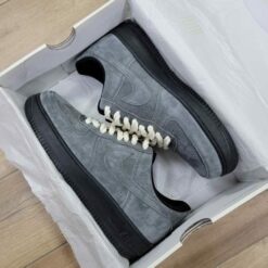 Alternative view of Nik ee Air Force 1 Low Gray Black