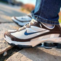 Nikee Shox Ride 2 Phantom Baroque Brown