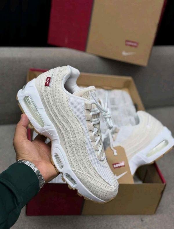 Nik ee Air max 95 OG Levis Light Orewood Brown