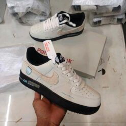 Alternative view of nikee airforce 1 panda prank x merry christmas 413