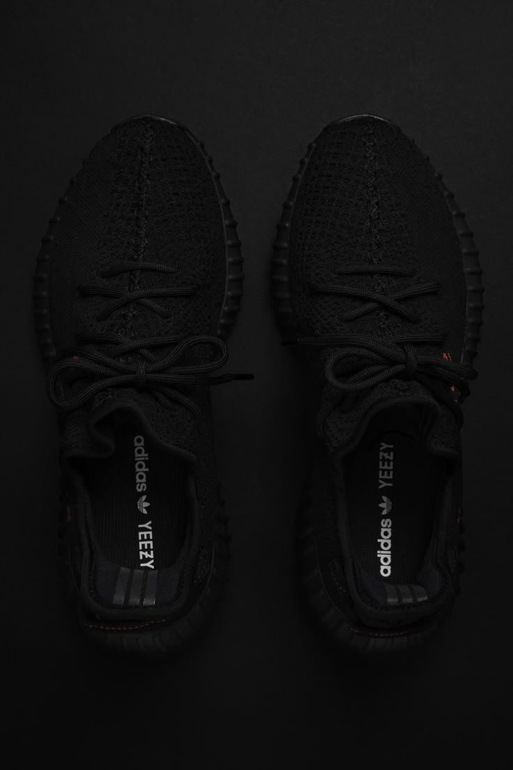 Yeezy Boost 350 V2 Bred - Image 2