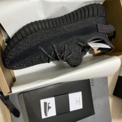 Alternative view of Yeezy Boost 350 V2 Lace Reflective With All Accessories and Top Quality
