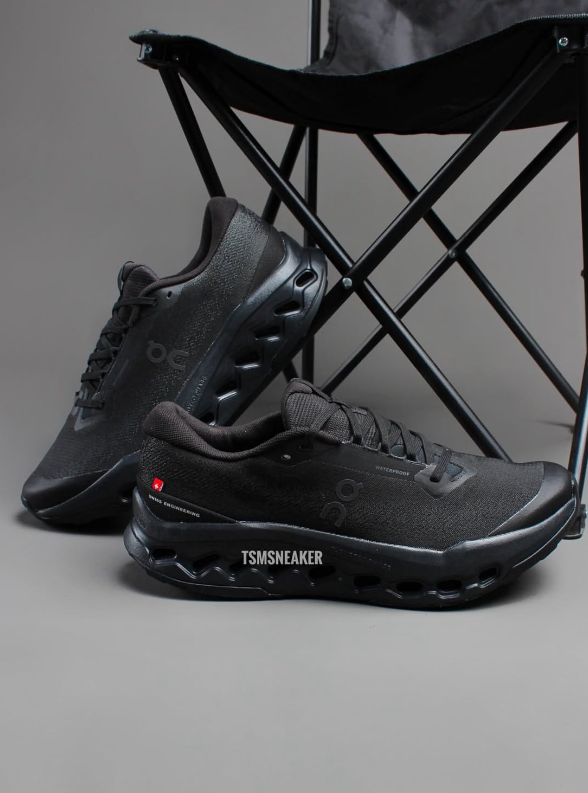 On CloudSurfer Trail 2 Waterproof All Black - Image 2