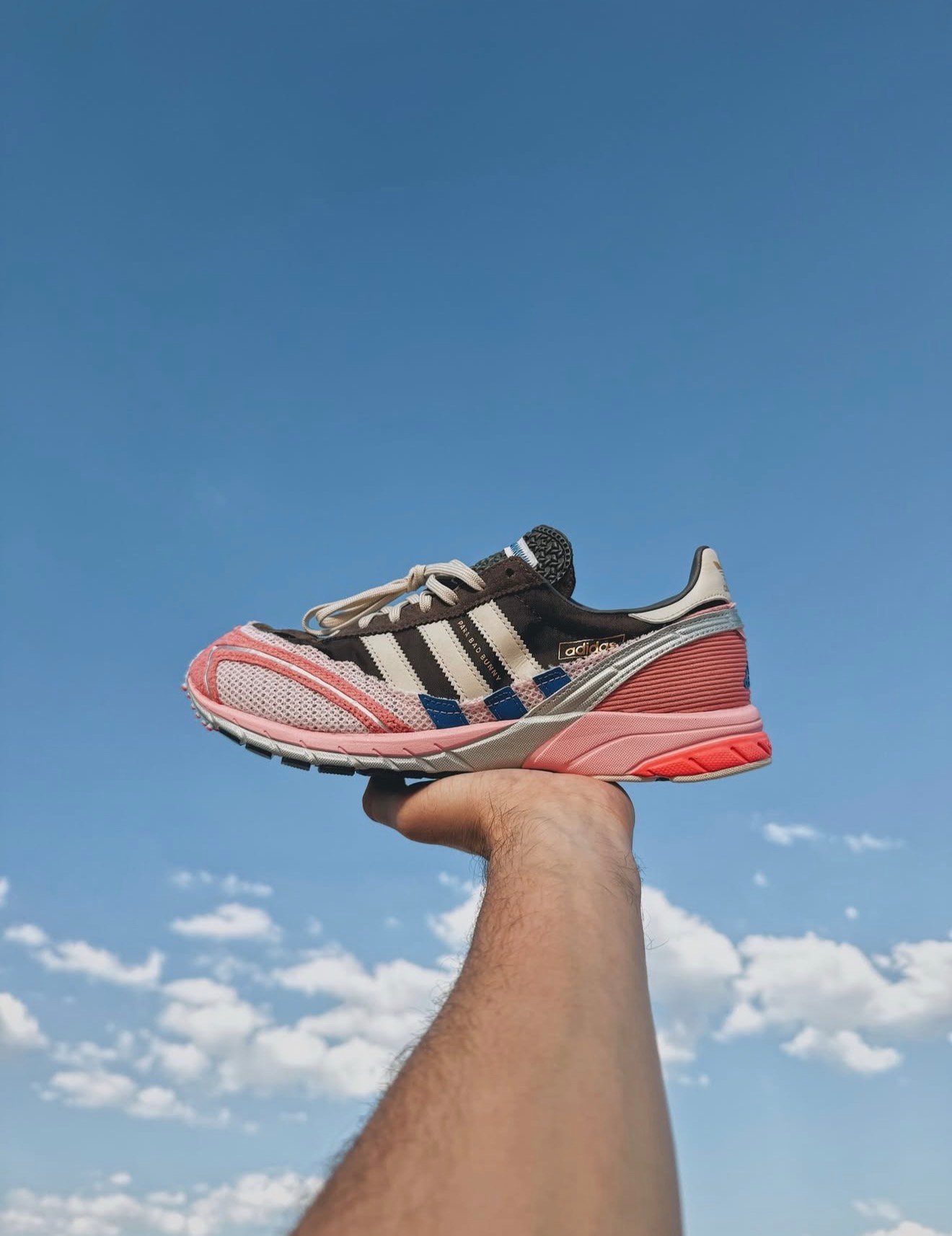 Bad bunny x adida s para adizero SL72 brown clear pink - Image 3