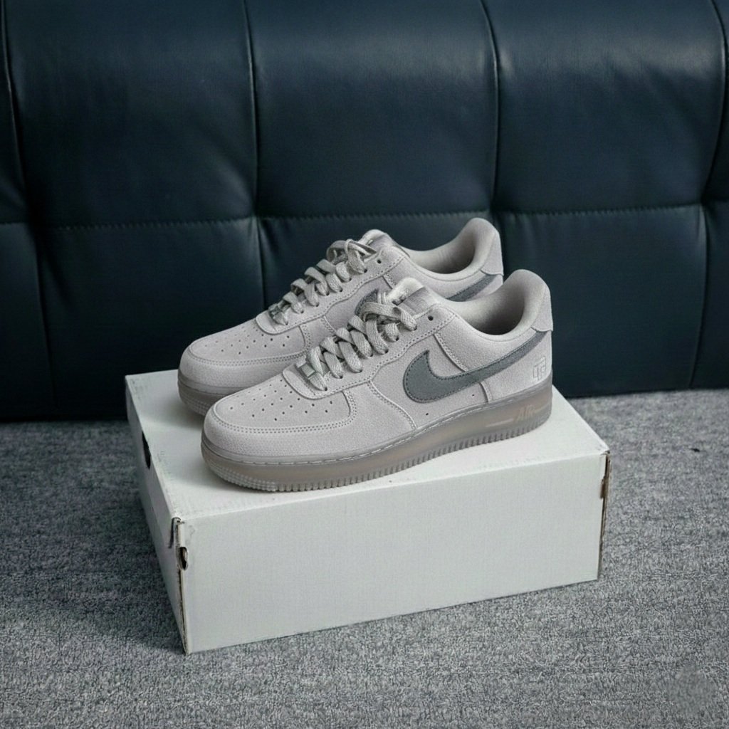 NIK.E AIRFORCE 1 X REIGNING CHAMP CLASSIC - Image 8