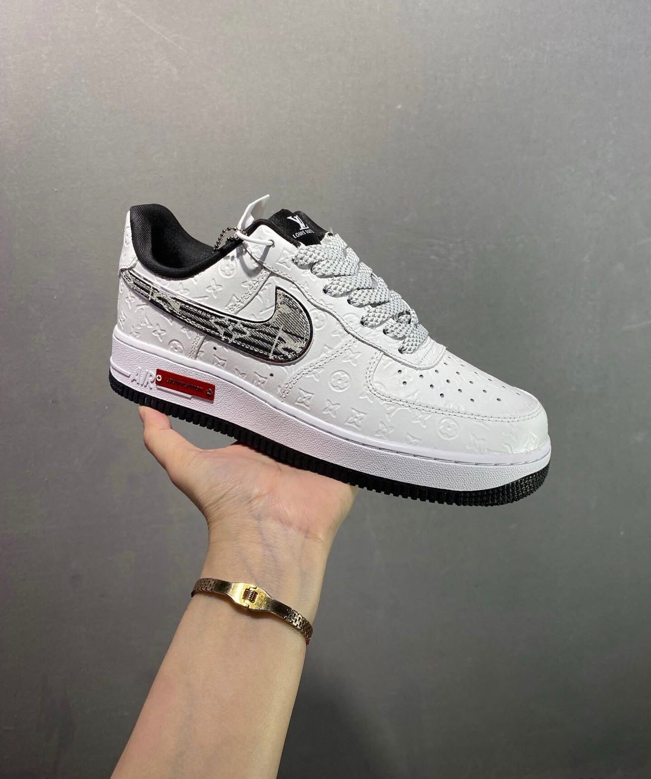 Nikee Air Force 1 X Louiss Vuittton Sneakers - Image 2