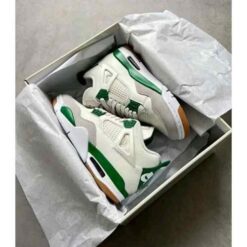 Air Jordan Retro 4 SB Pine Green Semi UA Quality