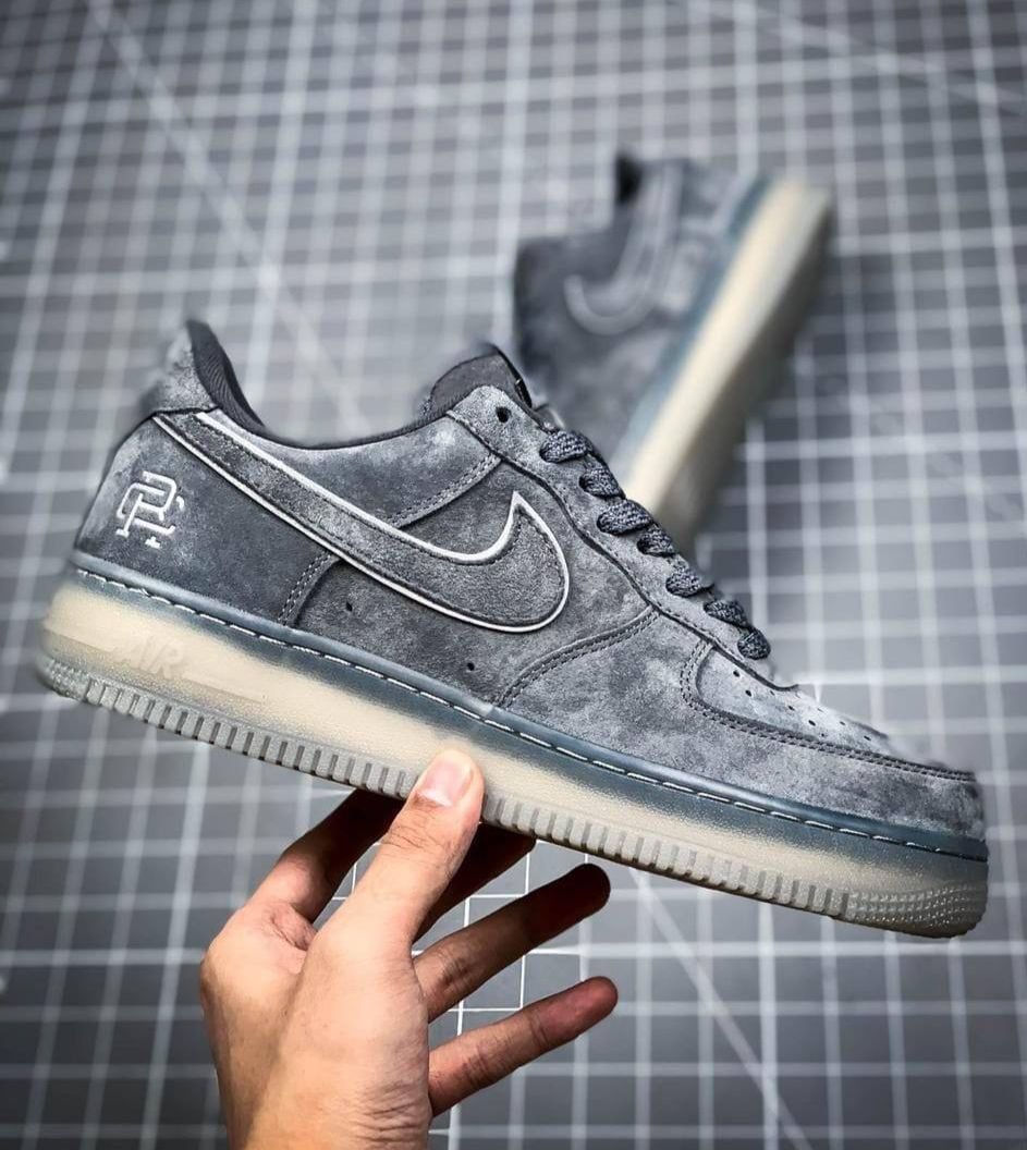 NIK.E AIRFORCE 1 X REIGNING CHAMP CLASSIC - Image 3