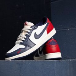 Alternative view of NIK.E AIR JORDAN 1 LOW HOWARD UNIVERSITY