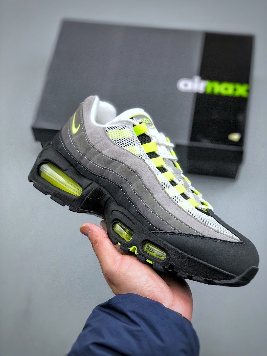 Nik.e Air Max 95 Big Bubble Neon