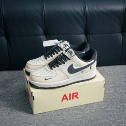 Nik.e Air force 1 07 Low Violent Bear Joint Linen Beige Black