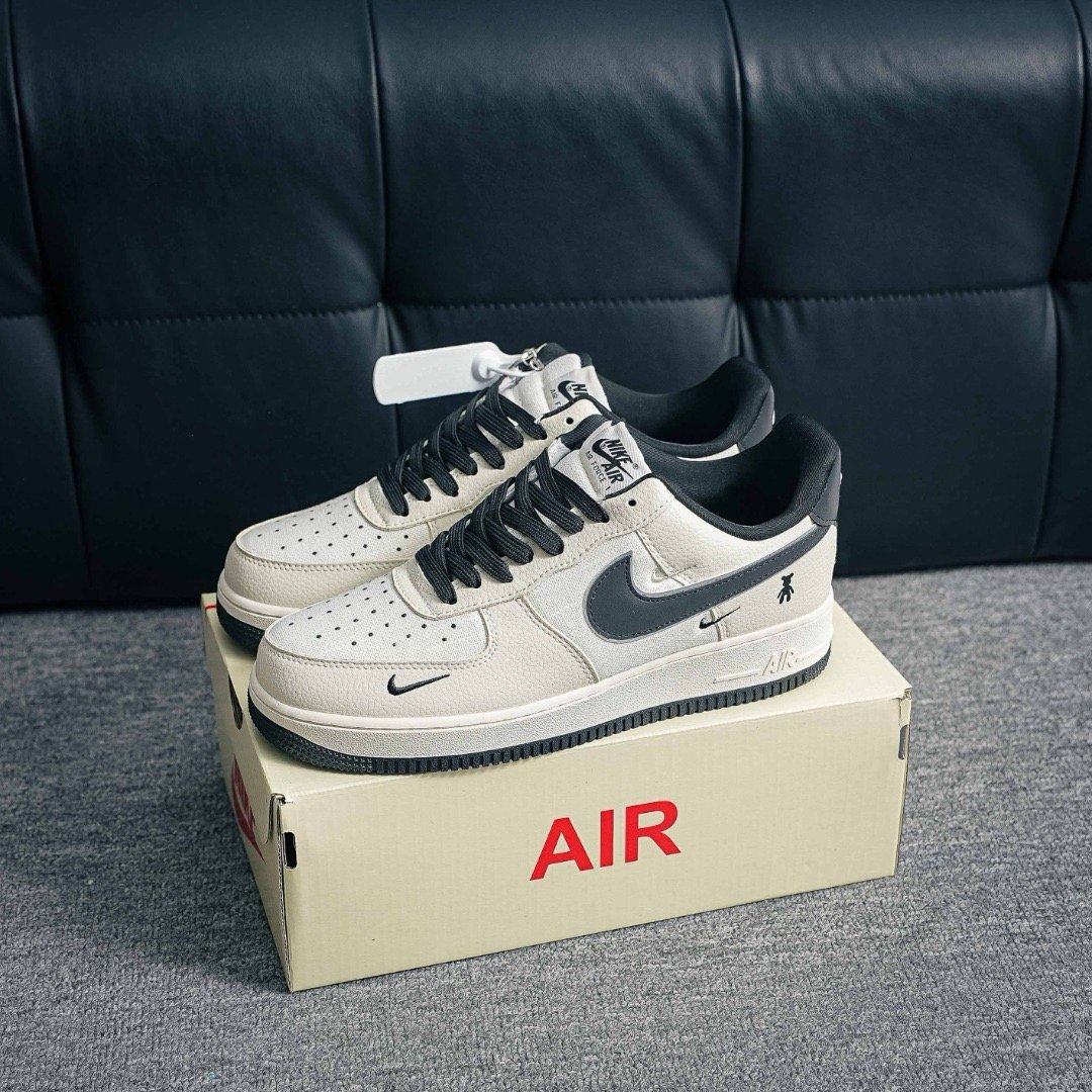 Nik.e Air force 1 07 Low Violent Bear Joint Linen Beige Black
