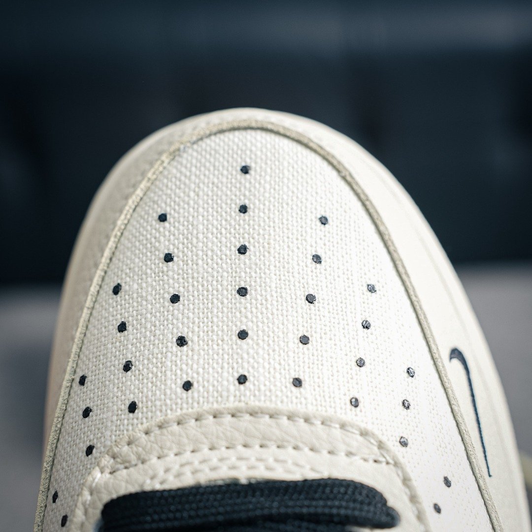 Nik.e Air force 1 07 Low Violent Bear Joint Linen Beige Black - Image 6
