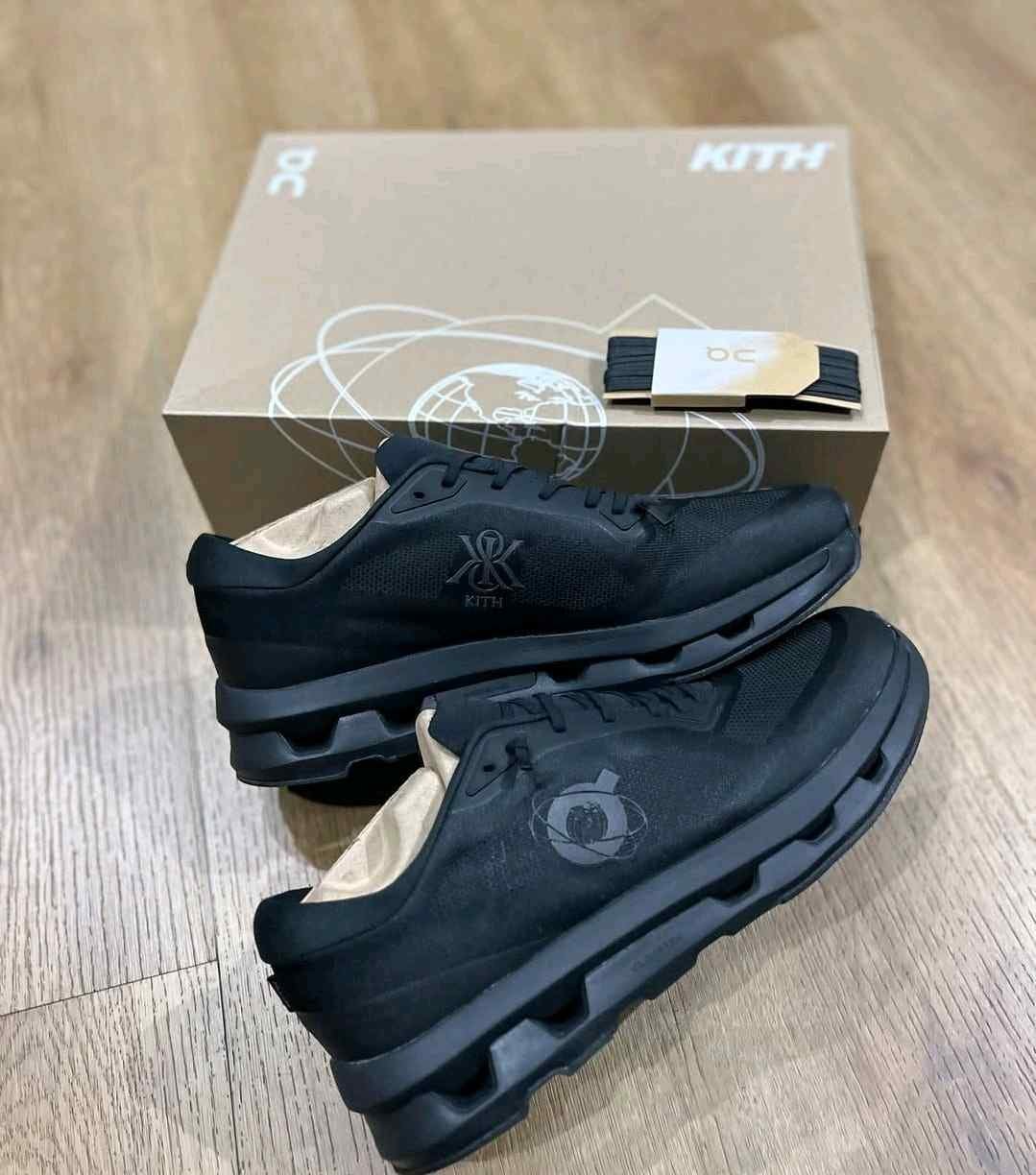On Running x Kith Cloudzone Triple Black - Image 7