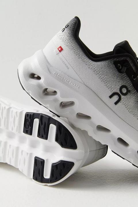 ON CLOUD Running TILT 2.0 BLACK IVORY HP - Image 7