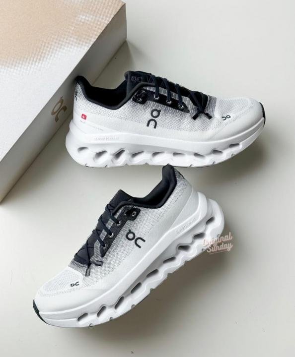 ON CLOUD Running TILT 2.0 BLACK IVORY HP - Image 2