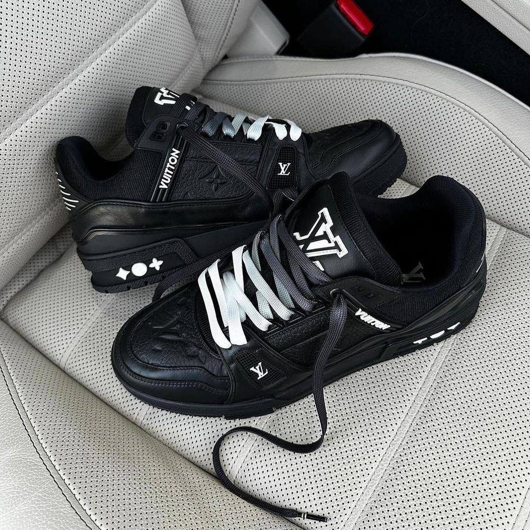 Louis Vuittoon Trainer Black Embossed Monogram - Image 5