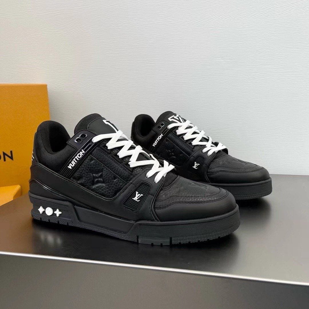 Louis Vuittoon Trainer Black Embossed Monogram - Image 2