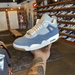 Alternative view of Air Jordan 4 Retro TEX Worn Blue Denim