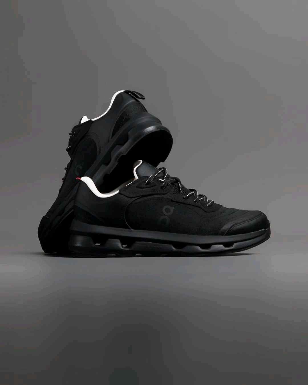On Cloudzone Moon Black Dew - Image 6