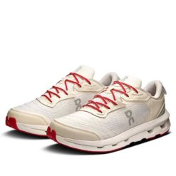 Alternative view of On Running Cloudzone Moon Zendaya Ivory Wolf