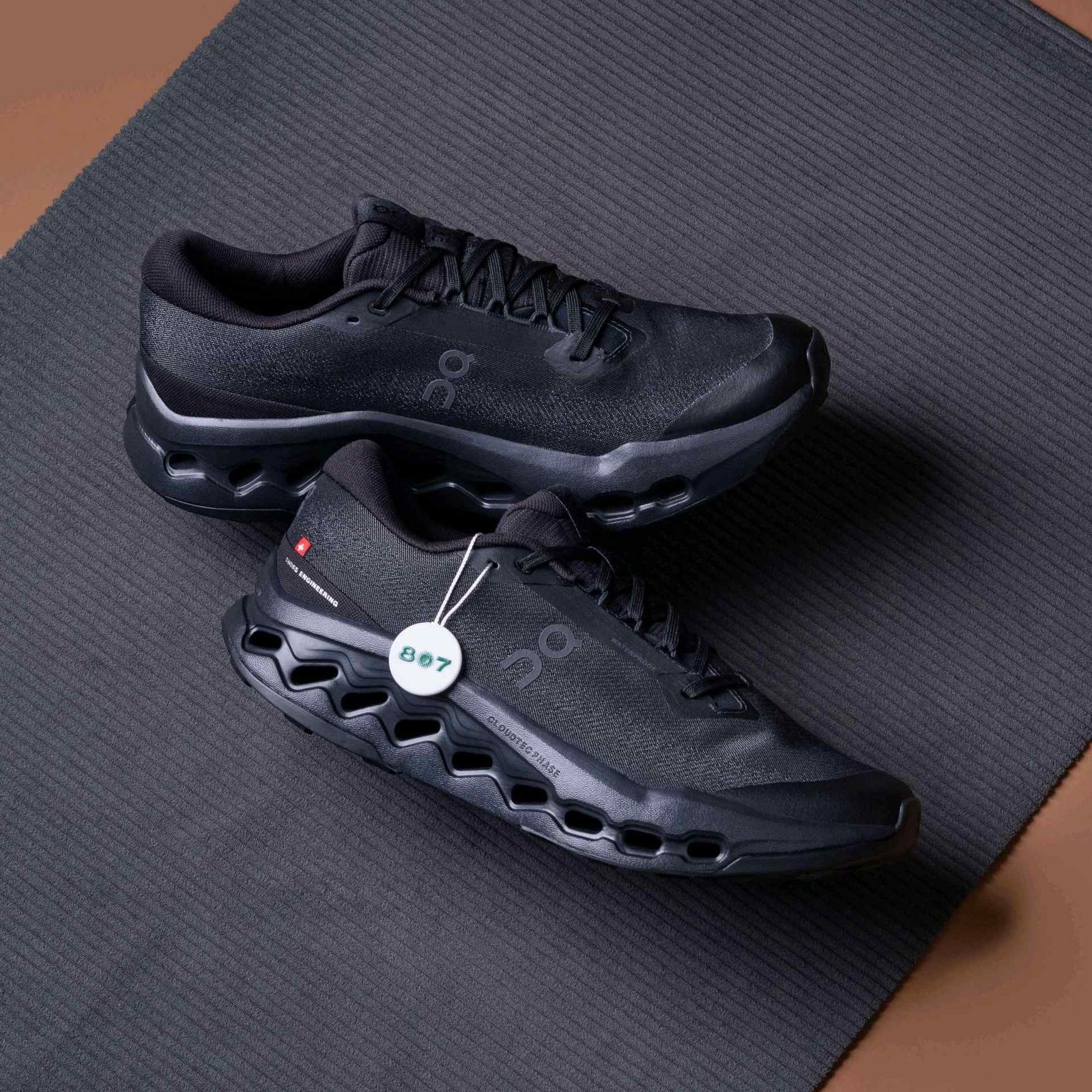 ON Cloudsurfer Trail 2 Waterproof Black - Image 9