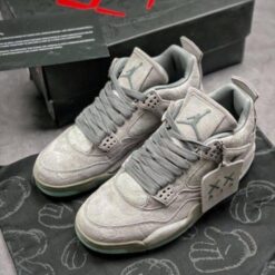 Jordan Retro 4 Kaws Cool Grey Glow In Dark Semi UA