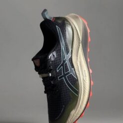 Alternative view of ASICCS Trabuco Max 3 trail black and smoke blue