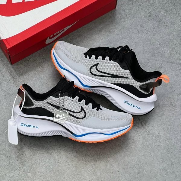 Nik.e Zoom Smily Pro Grey Multi