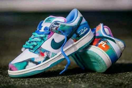 Nikee Dunk Low Sb X Futura Laboratorise - Image 8