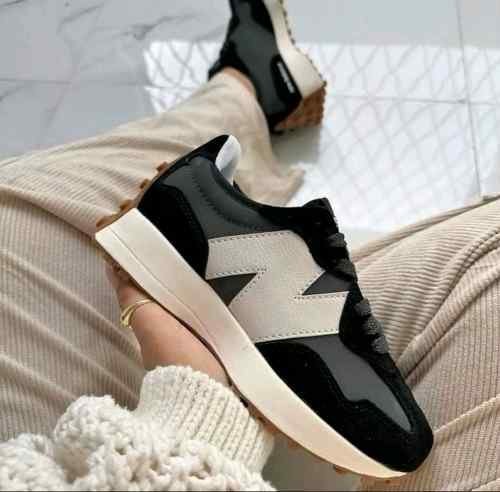 New Balanc_ee 327 Moonbeam black Gum - Image 2