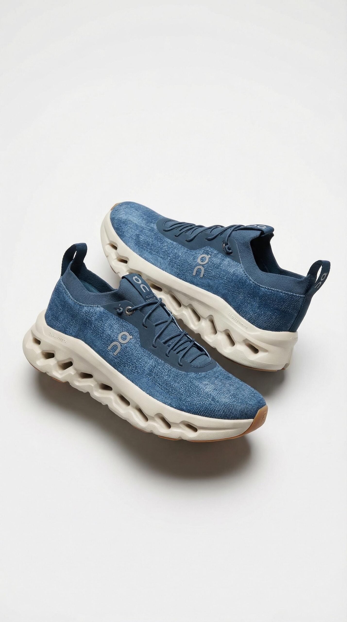 Loew.e x On Cloudtilt Blue Denim Running