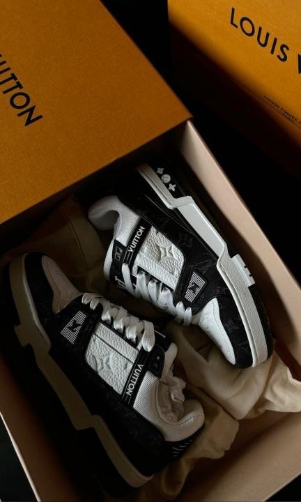 Louiis Vuittton LV Trainer Monogram White Black Denim With Accessories - Image 6