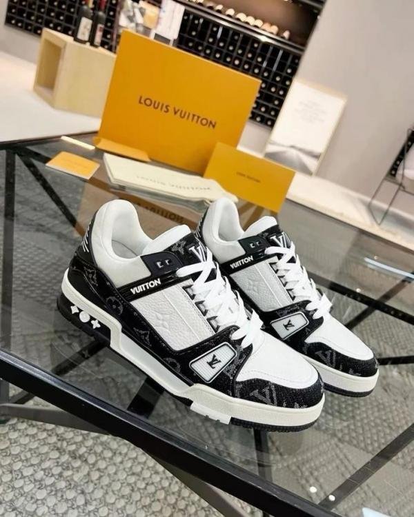 Louiis Vuittton LV Trainer Monogram White Black Denim With Accessories - Image 5
