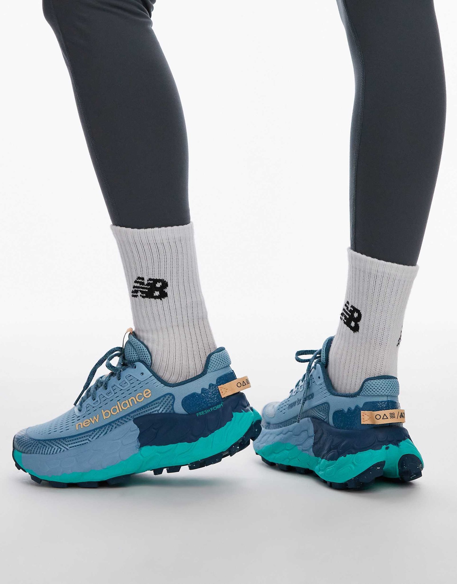 New Balanc.e Fresh Foam X More Trail v3 Dark Blue sky - Image 2