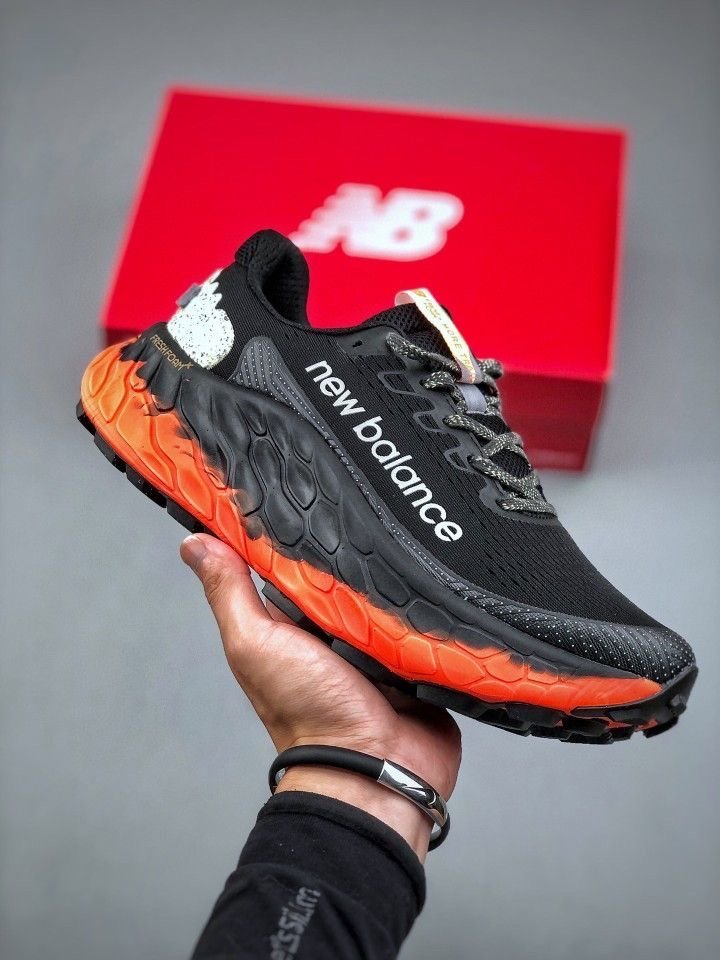 New Balanc.e Fresh Foam X More Trail v3 Black