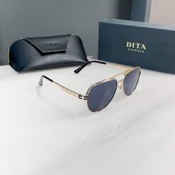 Alternative view of Dita Gold Black