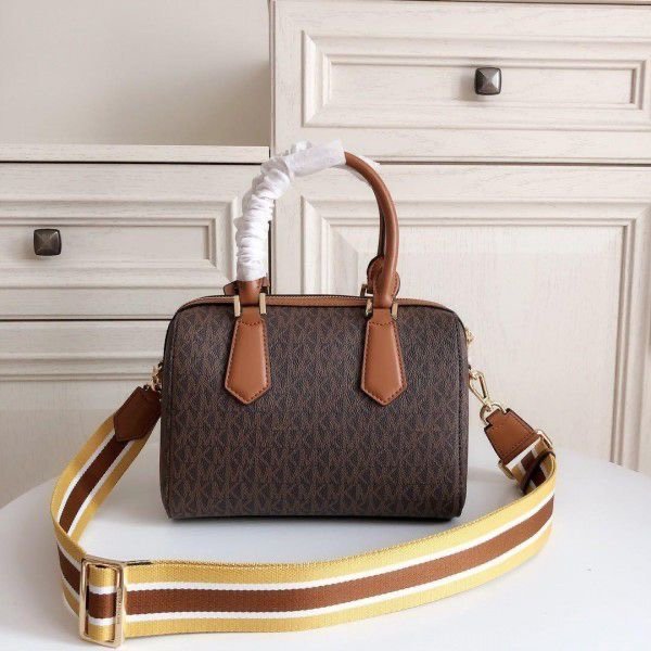 Michael Kors Boston Brown With Dust Bag (71012 Coffee Brown) - Image 4