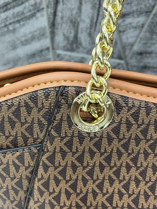 Michael Kors Jet Set Tote Travel Signature With Dust Bag (19015 Coffee Brown) - Image 2
