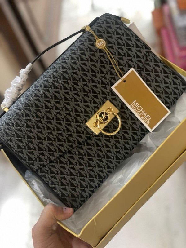 Michael_Kors Hendrix Logo Cross Body Bag With OG Box & Dust Bag (21009 Black) - Image 4