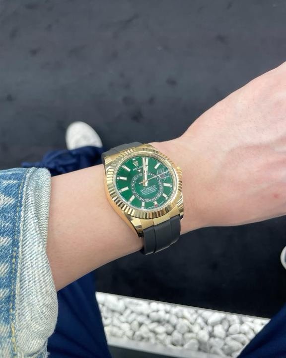 Rolex Sky Dweller Gold Green Dial Oyster Flex (2026) Automatic Premium Watch - Image 3