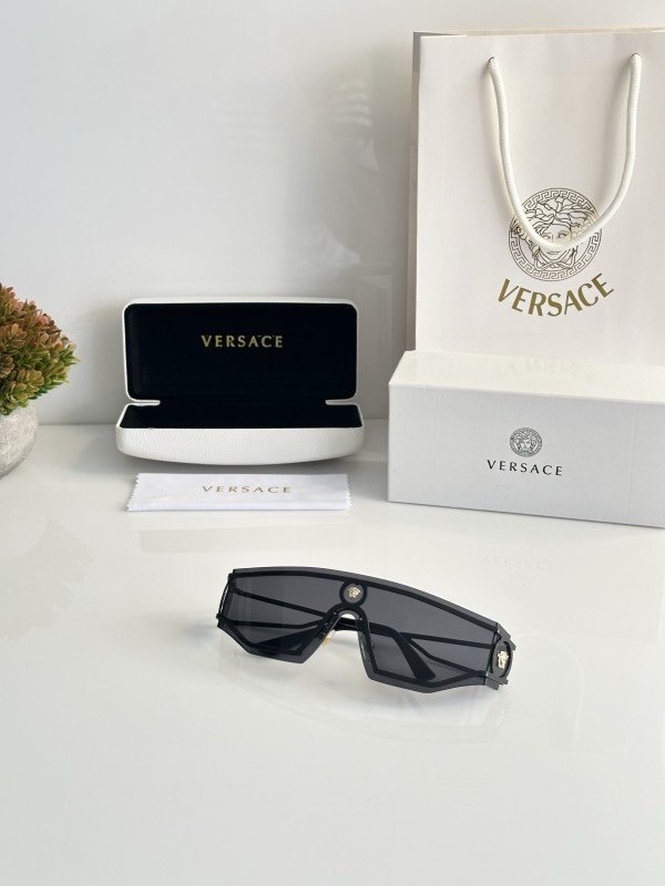Versace Black - Image 2