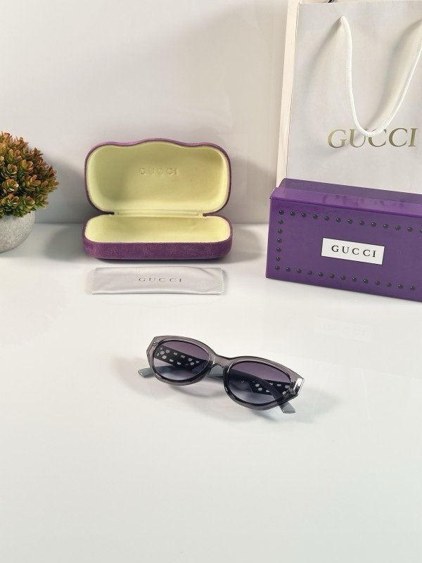 Gucci_WMNS_0126_Grey - Image 2